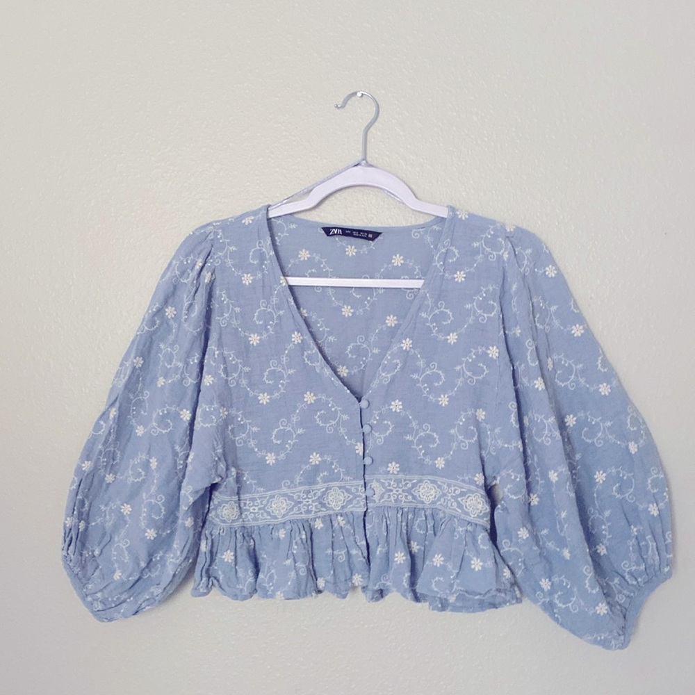Zara Women's Linen Blouse with Contrast Embroidery in Light Blue Size SMALL